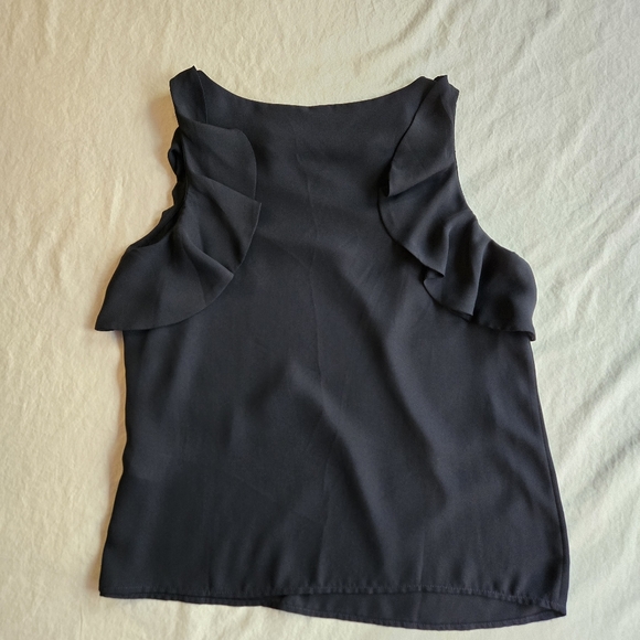 Banana Republic Navy Ruffle Sleeve Shell Blouse - Picture 8 of 8